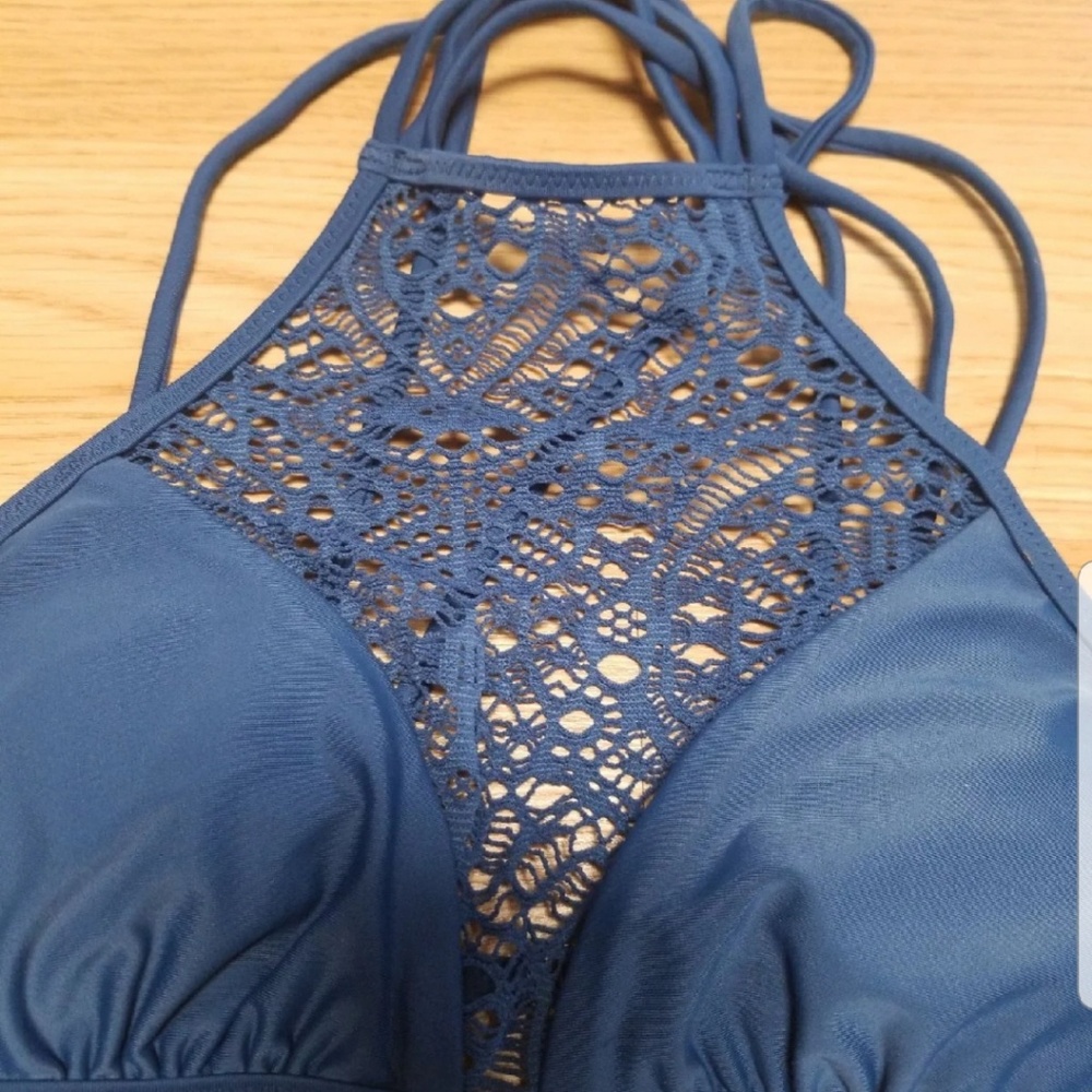 Oneill strappy bikini top